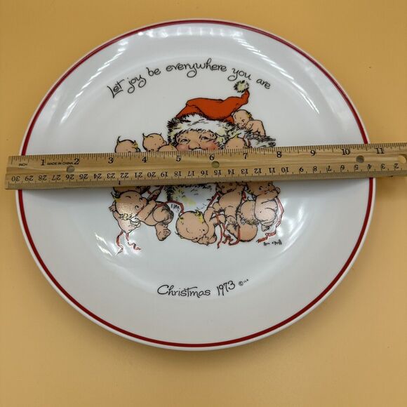 10.5" Kewpie Collector Plate, commemorative edition, Christmas 1973 by Cameo - Picture 2 of 5